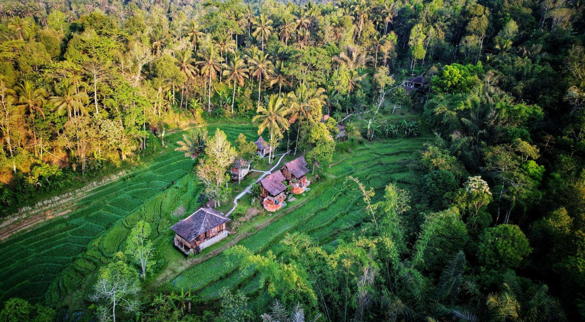 Вилла Oemah Tepi Sawah Джатилувих Экстерьер фото